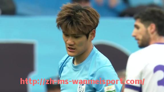 完美体育app-法甲经典历史比赛盘点:那些年我们追过的巅峰对决