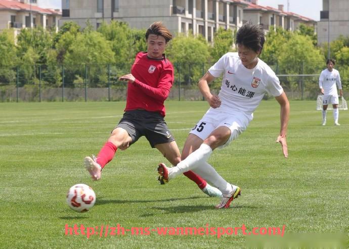 完美体育app-CBA选足球队员传言的真相与误解